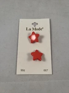 Vintage Realistic Star Button Lot Set Of 2 La Mode Carded Mid Century Red Stars - Picture 1 of 6