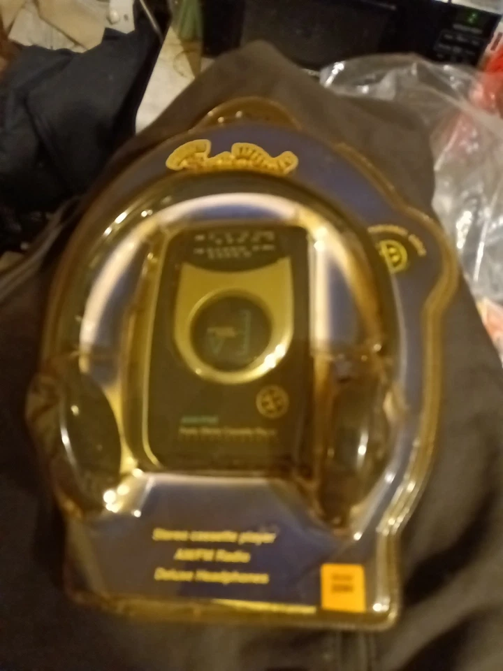  Vintage Electro Brand Stereo Cassette Player Am/Fm Radio Model 2090 - Image 1 of 3