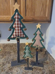 Rustic Primitive Standing Christmas Trees w/BELLS 3pc Set Folk Art Home Decor - Picture 1 of 15