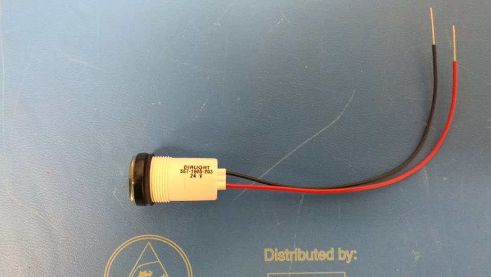 Dialight - 557-1605-203 - индикатор монтажа панели - Изображение 1 из 1