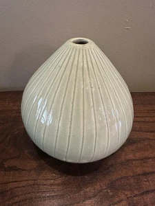 Jarrón Zodax Green Onion Bud - Imagen 1 de 5