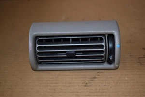 Freelander 1 1996-2006 L314 Center Dashboard Air Vent MWC4078 (4) - Bild 1 von 9