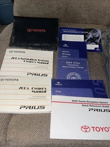 Toyota Prius 2005 juego manual del propietario con navegación - Imagen 1 de 3