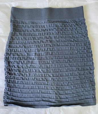 Minifalda Silence + Noise para mujer talla mediana tejida azul elástica acanalada Foto 1 de 4