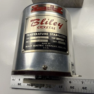 Vintage Bliley Crystal Temperature Stabilizer TC97A 100 KC 75°C NOS  - Image 1 of 4