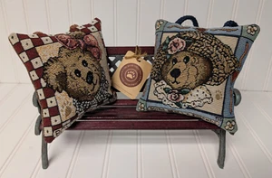 NOS Boyds Bear Metall & Holz Parkbank mit 2 Mini Gobelin Kissen 250525G - Bild 1 von 8