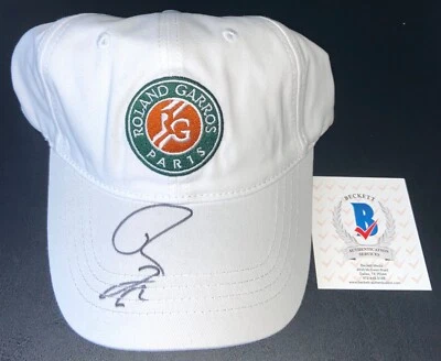 Boné chapéu RAFA RAFAEL NADAL ASSINADO FRANCÊS OPEN ROLAND GARROS EUA AUSTRALIANO BAIXO * - Imagem 1 de 2