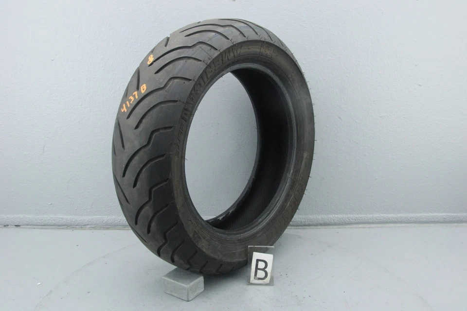 Harley Road Glide 2017 16" neumático trasero Dunlop American Elite 180/65B16 #413 Foto 1 de 4