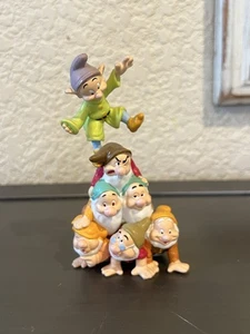 Disney Schneewittchen und die 7 Zwerge Applaus PVC Figuren Figuren gestapelt - Bild 1 von 4