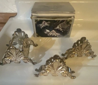 Elegante juego de 3 soportes para caddie buffet (tenedor, cuchillo, cuchara) plateados de colección Foto 1 de 4