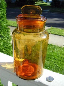 Yellow amber apothecary bottle & ground glass stopper 9" tall by 4-1/2"wideNICE - Picture 1 of 5