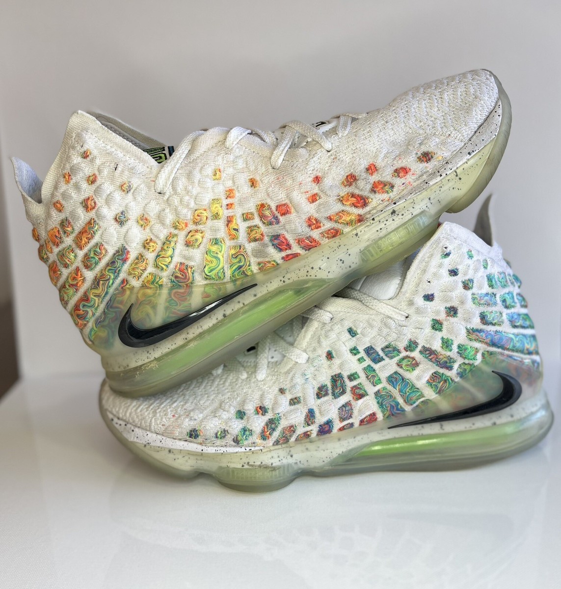 Nike LeBron 17 Air Command Force 29cm箱無し Nike LeBron 17 Air Command Force 29cm箱無し - メルカリ