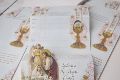 4 X INVITACIONES MI PRIMERA COMUNION NINA ESPANOL SPANISH 1ST COMMUNION INVITES - Image 1 of 4