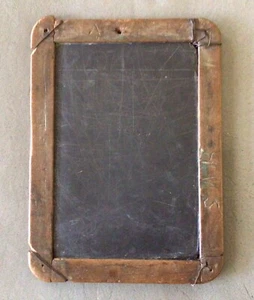 Antikes SCHULHAUS STUDENT’S SLATE BOARD ~ 8” X 10 3/4” ~ ca: Anfang 1900’s - Bild 1 von 9