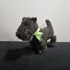 Schuco Trip Trap Scotch Terrier Hund 50er Jahre Plüschtier Zugspielzeug mechanisch 10 Zoll lang - Bild 1 von 16