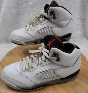 Jordan 5 Retro V Comets Fire Red Black Tongue Sz 3Y Child 440889 104 Nice - Picture 1 of 9