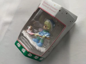 Collectible 2001 Precious Moments "Brighten-Up" Ornament - Picture 1 of 6