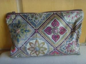 new ZIP CLUTCH COSMETIC PURSE DECORATIVE MULTI TILE DESIGN  VELVET 26cm x 17cm - Picture 1 of 2