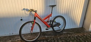 Cannondale Super V 700 - Bild 1 von 2