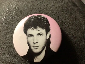 Vintage Official Rick Springfield 1983 Concert Picture Pinback Button Pink - Picture 1 of 5