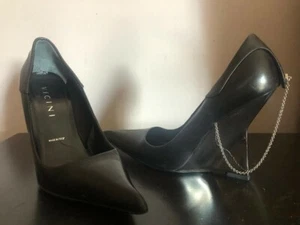 100% Authentic VICINI Vero Cuoio Black Leather Pumps Metallic Heels sz 37.5/7 - Picture 1 of 9