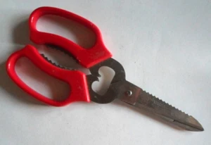 YONGXING SS Shears-Scissors RED HANDLE 2Pieces That  Separates into 2 Halves - Picture 1 of 3