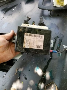 2005-2006 KIA Sportage Module Assembly ETACS Receiver Anti theft 95400-1f300 - Picture 1 of 3