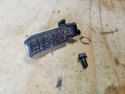 Honda Sabre VF700S VF700 1984 original derecha R estriba delantera reposapiés Foto 1 de 4