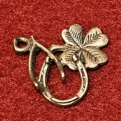 复古纯银簇 GOOD LUCK CHARMS CHARM 1.06 克 925 马蹄三叶草 — 第 1/4 张图片