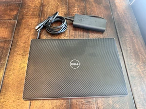 Dell XPS 15 9510 15,6'' (512GB SSD, Intel Core i7-11800H, 2,30GHz, 32GB, NVIDIA - Zdjęcie 1 z 11