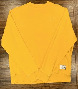 Nike Club Sportswear Fleece Men's M French Terry Sweatshirt DZ3051-739 Mustard - Picture 1 of 5