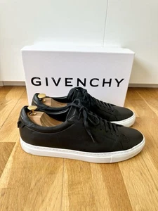 🔥 Givenchy Urban Sneaker Black - UK 10.15 🔥 - Picture 1 of 10
