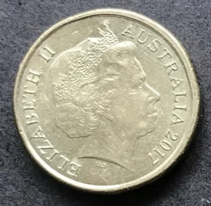 ORIGINAL 2017 AUSTRALIAN $2 TWO DOLLAR COIN - CIRC - Picture 1 of 1