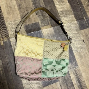 Coach Signature Schultertasche Patchwork Pastell Modell Nr. B1073-F14900 - Bild 1 von 10