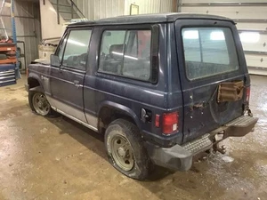 Driver Corner/Park Light Park Lamp-turn Signal Fits 83-91 MONTERO 72383 - Picture 1 of 9