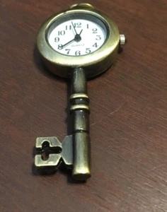 Vintage Style Gold Bronze Pendent Watch Key #345 - Picture 1 of 3