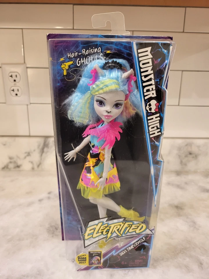 Monster High Silvi Timberwolf Doll Electrified Hair-raising Ghouls Q2
