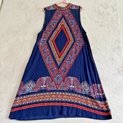 Vestido Xhilaration para mujer talla mediana sin mangas geométrico cachemir hasta la rodilla Foto 1 de 4