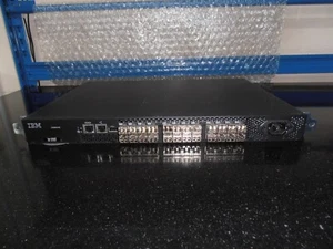 Conmutador FC activo de canal de fibra IBM-2498-24E 8 GB de 24 puertos totalmente poblado - Imagen 1 de 4