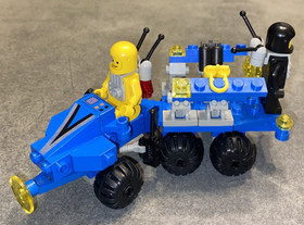 LEGO Space: Mobile Command Trailer (1558)