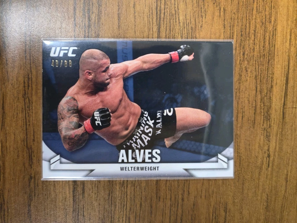 2013 Topps UFC Knockout - Thiago Alves #2 Blue /88 - Image 1 of 3