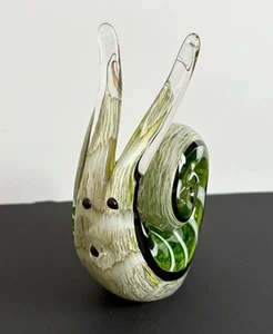 Statuina fermacarte viso stravagante carina lumaca verde in vetro artistico stile Murano - Foto 1 di 17