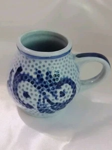 Vintage Steingut kleiner Mini Becher Tasse Faux? Salzglasur 2" strukturiert blau sehr guter Zustand - Bild 1 von 10