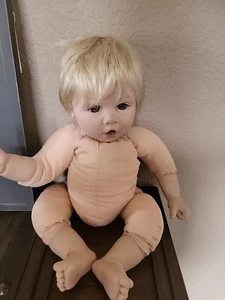1997 Lee Middleton Doll By Reva Blonde Hair Blue Eyes Baby Boy 19" - Picture 1 of 7