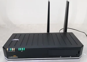 CradlePoint E300-C4D Router S5A947A w/ AC Adapter + 2x OEM 4G Antennas - Picture 1 of 5