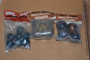 H - Lot of 15 Vintage Brown Craft Macrame Wood Beads - approx 1 3/8 to 7/8" long - Picture 1 of 4