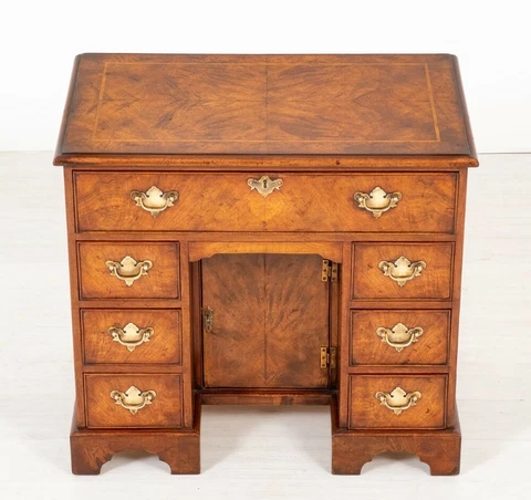 Georgian Knee Hole Desk Walnut Cover