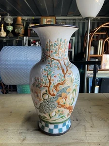 Vintage Chinese Famille Rose Vase 18cm Birds Flowers Crackle Glaze Porcelain - Picture 1 of 18