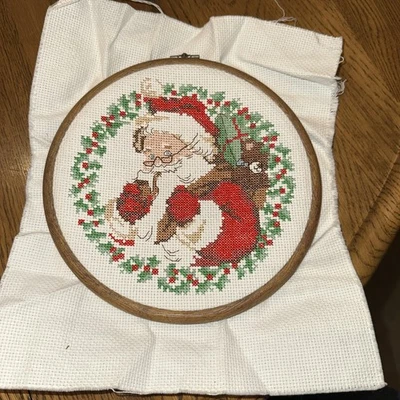 Aro bordado vintage de Navidad de invierno de Papá Noel excelente estado Foto 1 de 3