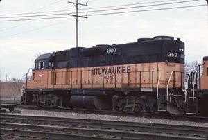 MILW Milwaukee Road EMD GP38-2 Kodachrome Original Kodak Slide - Imagen 1 de 1